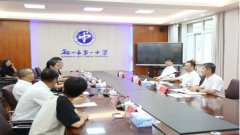 不竭擦亮百年名校